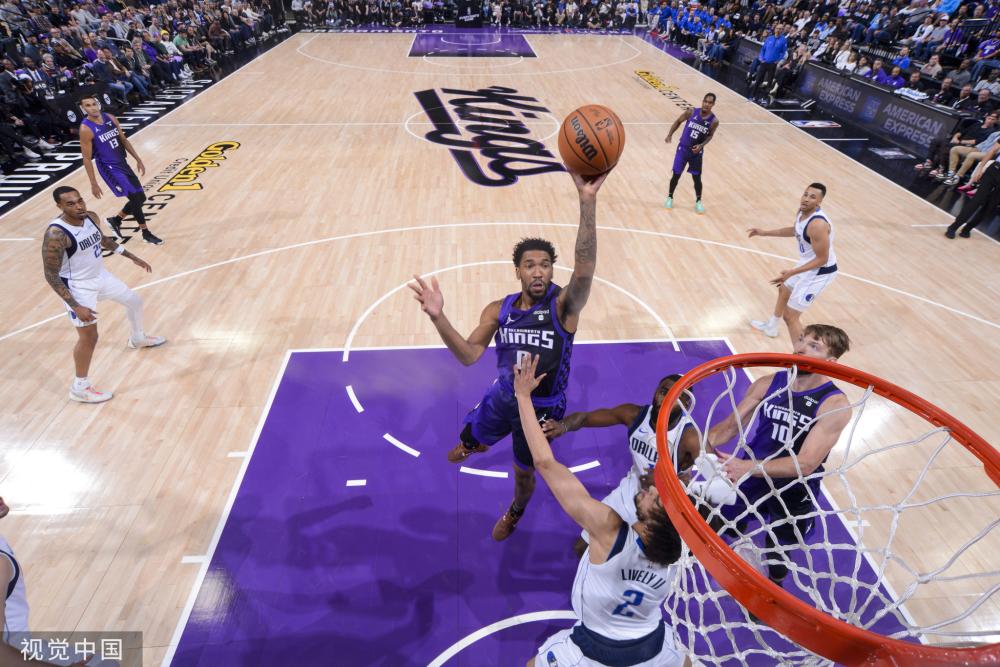 前者面临着 前者面临着