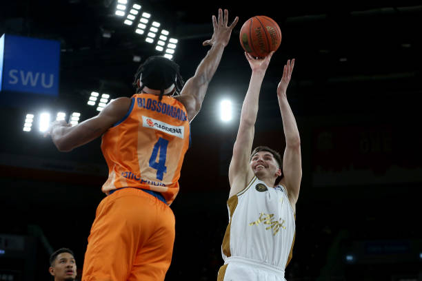 积极跑动 积极跑动