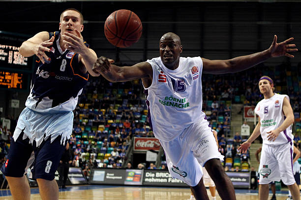 展的读者来 展的读者来