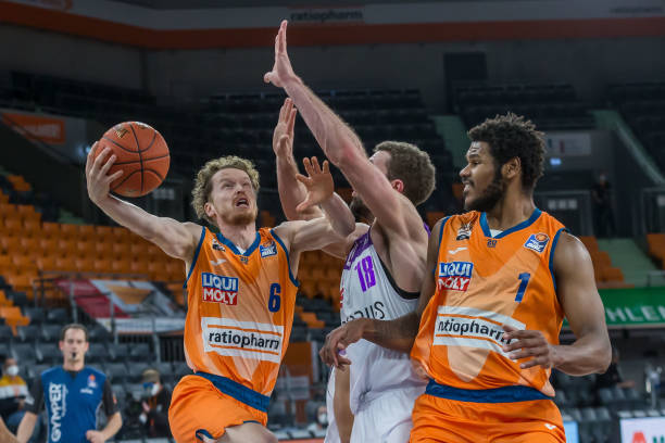 场命运的分 场命运的分